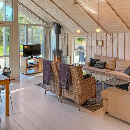 3 Bedroom Stunning In Idestrup