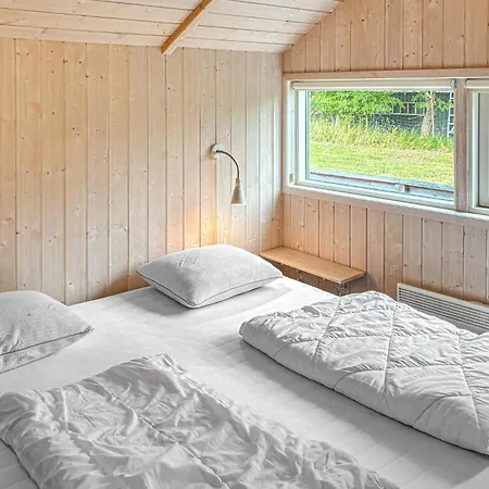 3 Bedroom Stunning In Idestrup *